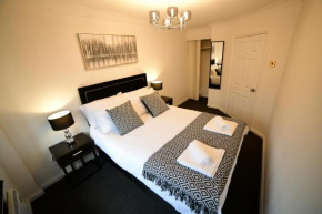 Lavish modern 1 bedroom Apt close to city centre